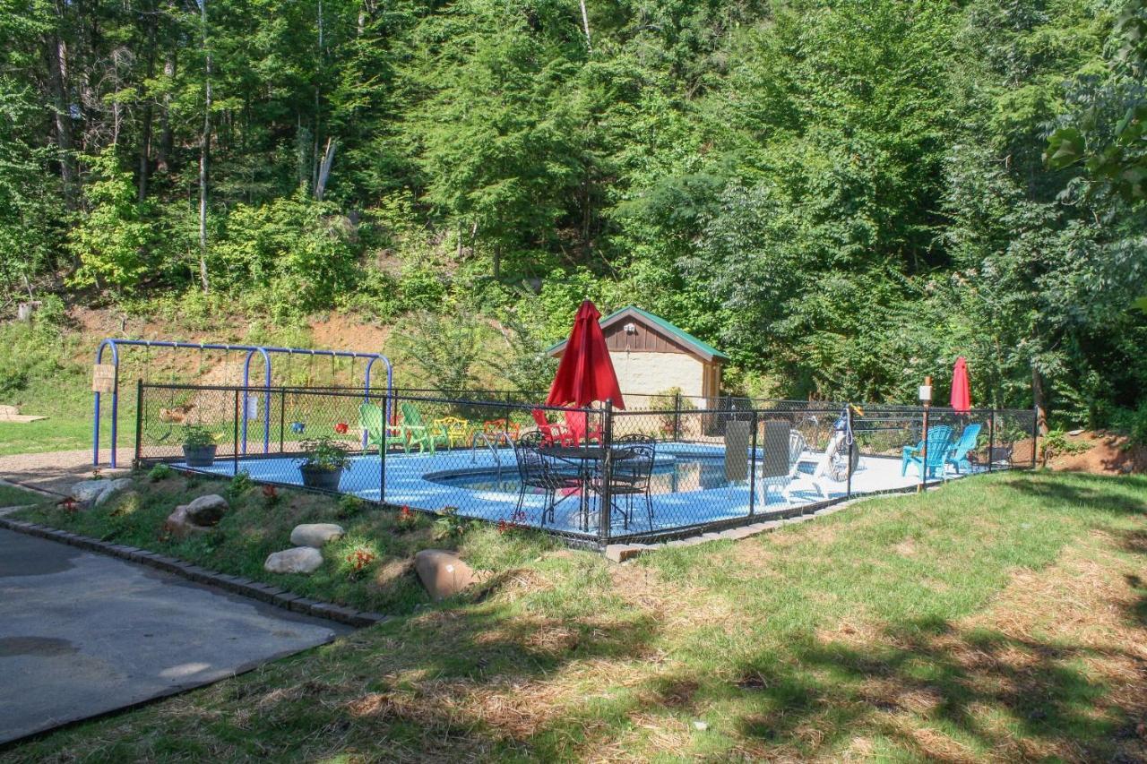 210 Cubs In The Treetops - Luxurious Cabin In Gatlinburg Kültér fotó