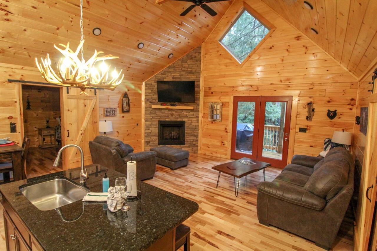 210 Cubs In The Treetops - Luxurious Cabin In Gatlinburg Kültér fotó